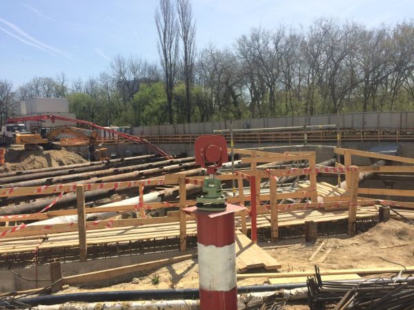 Clădire de birouri cu 29 de niveluri